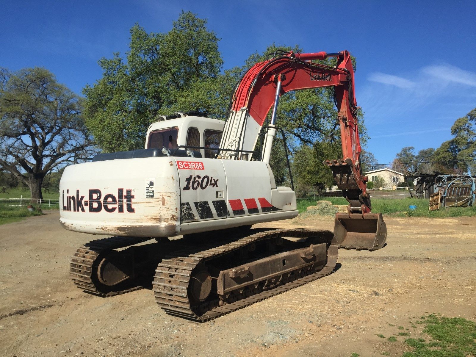4 Pacific Coast Iron Used Heavy Equipment Dealer