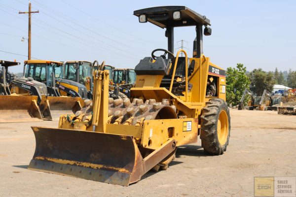 2006_CAT_CP323C_COMPACTOR_FOR_SALE